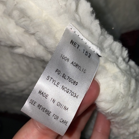 NWT KNIT FUR LINED RED PLAID COAT - Picture 9 of 10